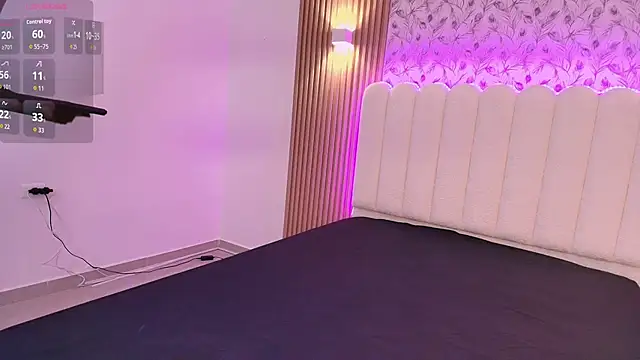 Snapshot of Amira_Alzahra chatting on 02-06-26, 05:34 Amira Alzahra online show from 02-06-26, 05:34