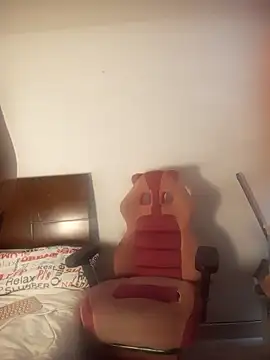 Snapshot of Elena_sweet1 chatting on 02-18-26, 01:40 Elena sweet1 online show from 02-18-26, 01:40