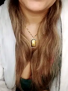 Snapshot of Naughty-Yousra chatting on 02-26-26, 01:54 Naughty-Yousra online show from 02-26-26, 01:54