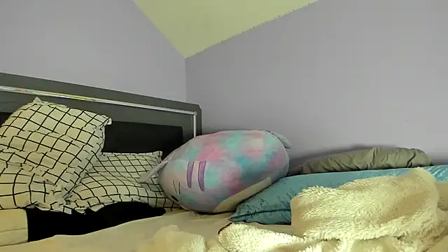 Snapshot of LindseyFAFO chatting on 02-23-26, 04:37 LindseyFAFO online show from 02-23-26, 04:37