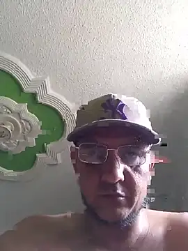 Juanstevan2724 online show from 02-20-26, 08:42