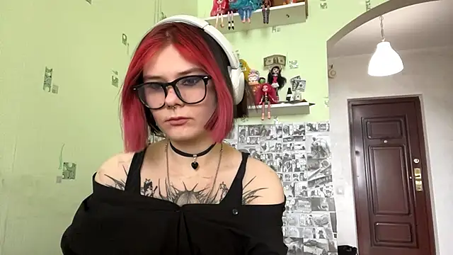 Snapshot of Katyytv chatting on 02-22-26, 01:31 Katyytv online show from 02-22-26, 01:31