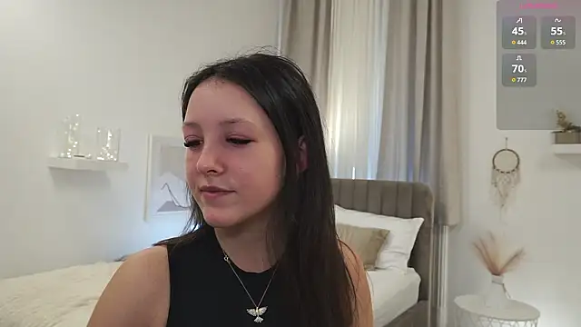 Snapshot of Miss_sindy11 chatting on 02-06-26, 08:51 Miss sindy11 online show from 02-06-26, 08:51