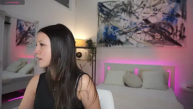 Snapshot of Miss_sindy11 chatting on 02-18-26, 08:32 Miss sindy11 online show from 02-18-26, 08:32