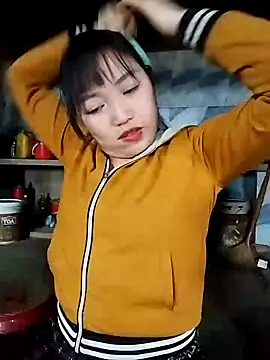 Snapshot of lia-coy chatting on 02-20-26, 03:36 lia-coy online show from 02-20-26, 03:36