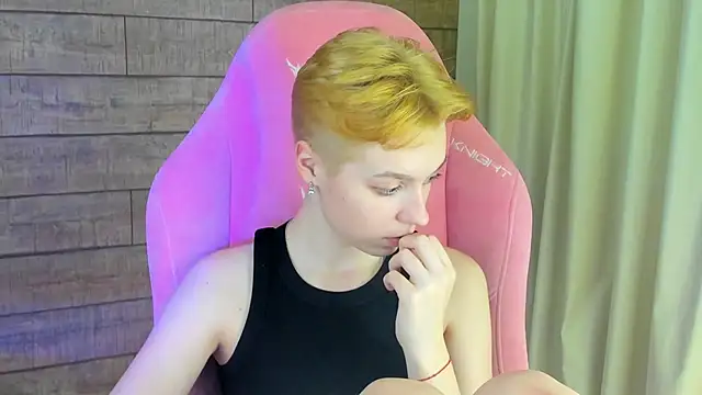 Snapshot of AgataGate chatting on 02-04-26, 03:23 AgataGate online show from 02-04-26, 03:23