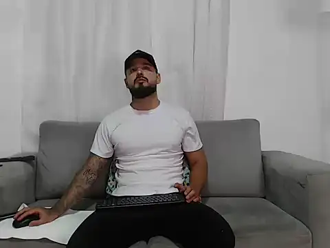 Handsomen69 online show from 02-24-26, 12:52