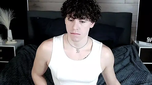 Snapshot of TylerGibson chatting on 02-20-26, 06:26 TylerGibson online show from 02-20-26, 06:26