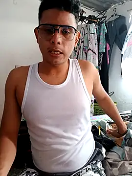 ClarkAndBruno online show from 02-03-26, 07:41