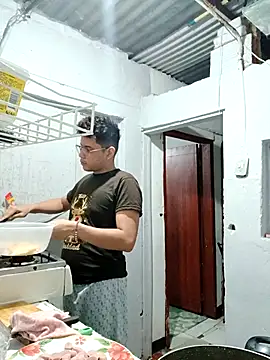 ClarkAndBruno online show from 04-22-26, 04:15