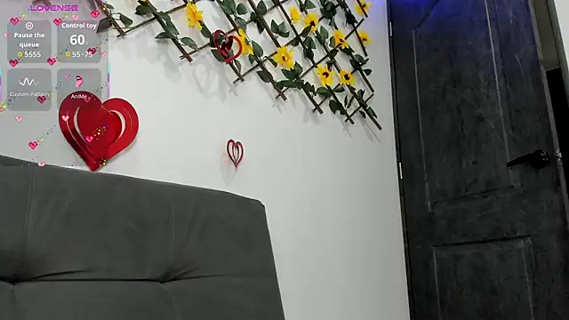 Snapshot of Maxxx_bigcockx chatting on 02-12-26, 02:28 Maxxx bigcockx online show from 02-12-26, 02:28