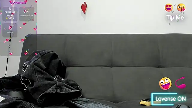 Snapshot of Maxxx_bigcockx chatting on 02-25-26, 04:22 Maxxx bigcockx online show from 02-25-26, 04:22