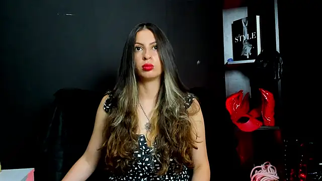 Snapshot of GoddesLeila chatting on 07-10-26, 01:47 GoddesLeila online show from 07-10-26, 01:47