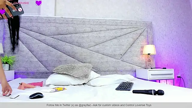 Snapshot of RousSweet- chatting on 02-13-26, 09:11 RousSweet- online show from 02-13-26, 09:11