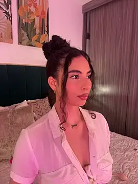 Snapshot of IrinaBlanc chatting on 02-09-26, 01:09 IrinaBlanc online show from 02-09-26, 01:09