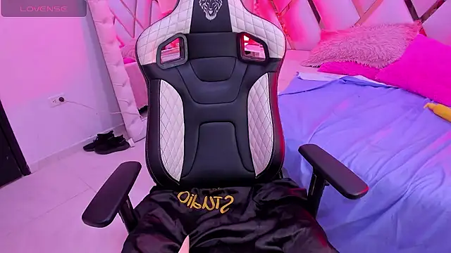 tatiana  ayala online show from 02-20-26, 06:26