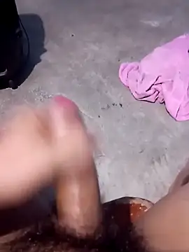 Snapshot of Damilalo chatting on 02-14-26, 04:42 Damilalo online show from 02-14-26, 04:42