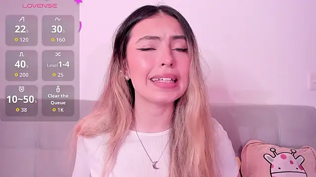 Snapshot of Fernanda_aaaa chatting on 02-16-26, 02:13 Fernanda aaaa online show from 02-16-26, 02:13