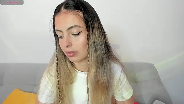 Fernanda aaaa online show from 04-13-26, 03:17