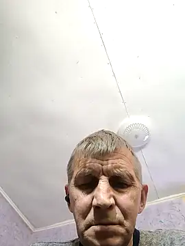 Snapshot of andrei73200 chatting on 02-25-26, 03:43 andrei73200 online show from 02-25-26, 03:43