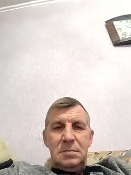 Snapshot of andrei73200 chatting on 03-03-26, 05:41 andrei73200 online show from 03-03-26, 05:41