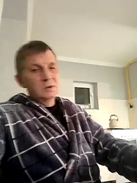 Snapshot of andrei73200 chatting on 03-04-26, 05:30 andrei73200 online show from 03-04-26, 05:30