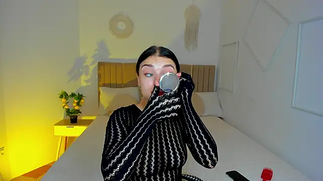 Silena sky online show from 04-06-26, 07:53