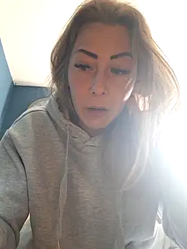 dewimp1 online show from 04-19-26, 08:13