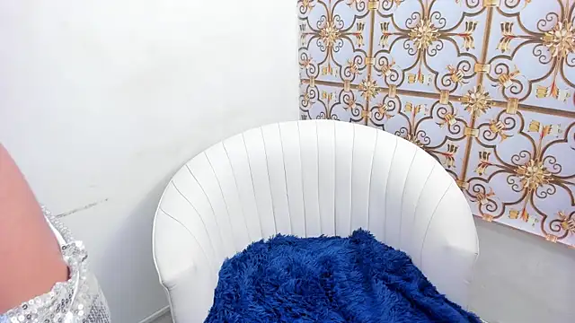 Snapshot of sky_velvet chatting on 02-17-26, 01:07 sky velvet online show from 02-17-26, 01:07