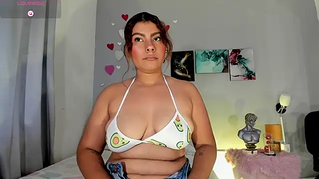 Snapshot of ConnyLoret chatting on 02-21-26, 03:13 ConnyLoret online show from 02-21-26, 03:13