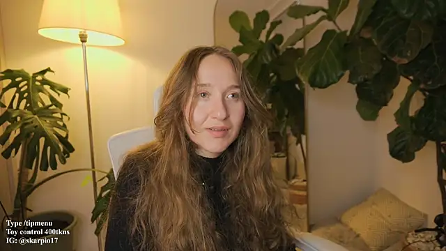 Snapshot of Scarlett_NoirMuse chatting on 02-13-26, 02:40 Scarlett NoirMuse online show from 02-13-26, 02:40