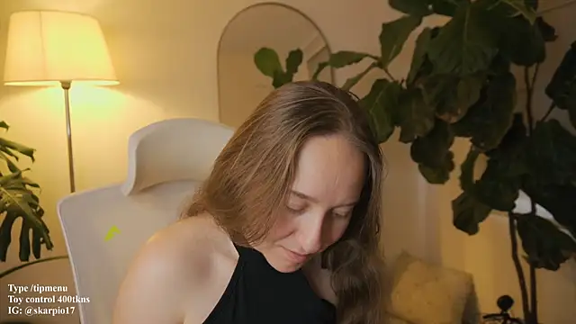 Snapshot of Scarlett_NoirMuse chatting on 02-20-26, 09:59 Scarlett NoirMuse online show from 02-20-26, 09:59