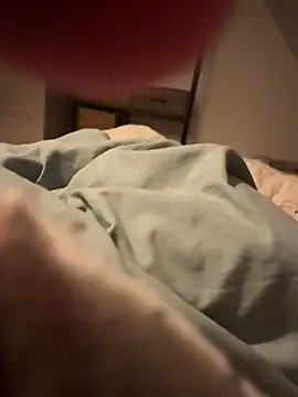 yourlittleboy123 online show from 01-18-26, 12:14