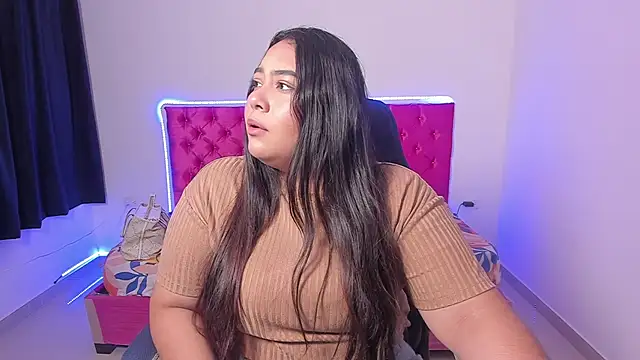 Emma cloup online show from 01-18-26, 01:04