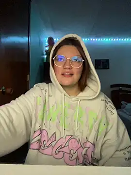 Snapshot of Vixroy7 chatting on 02-17-26, 12:40 Vixroy7 online show from 02-17-26, 12:40