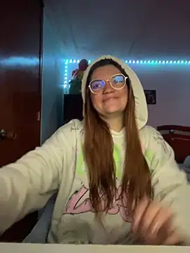 Snapshot of Vixroy7 chatting on 03-03-26, 10:37 Vixroy7 online show from 03-03-26, 10:37