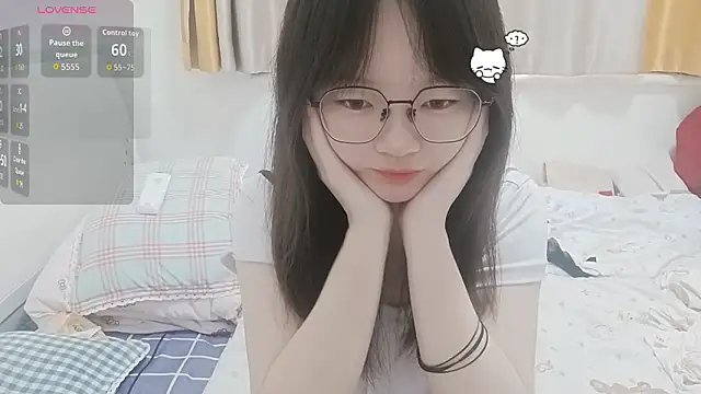 Snapshot of weiwei4999 chatting on 02-05-26, 07:13 weiwei4999 online show from 02-05-26, 07:13