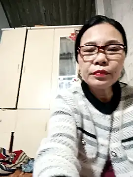 Snapshot of Nuna_689 chatting on 03-03-26, 01:28 Nuna 689 online show from 03-03-26, 01:28