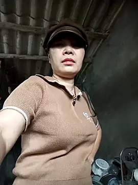 Snapshot of Nuna_689 chatting on 03-05-26, 03:57 Nuna 689 online show from 03-05-26, 03:57