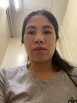 Snapshot of Keola_kwad chatting on 02-10-26, 11:31 Keola kwad online show from 02-10-26, 11:31