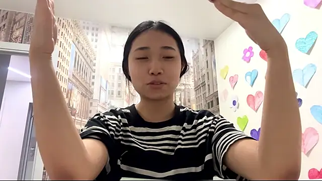 Snapshot of SweetMiaXO chatting on 02-19-26, 10:11 SweetMiaXO online show from 02-19-26, 10:11