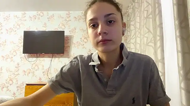 Snapshot of PagedLard chatting on 02-18-26, 06:09 PagedLard online show from 02-18-26, 06:09