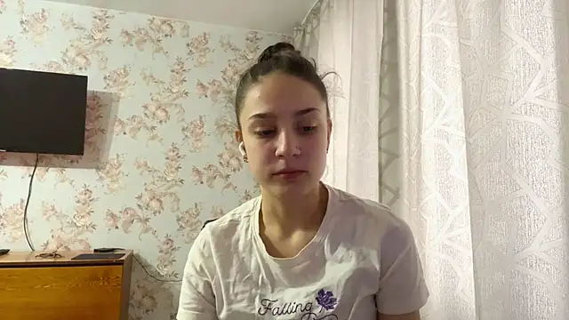 Snapshot of PagedLard chatting on 02-24-26, 06:44 PagedLard online show from 02-24-26, 06:44