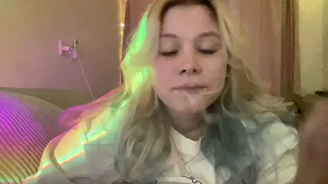 Lulu Di online show from 03-22-26, 08:34