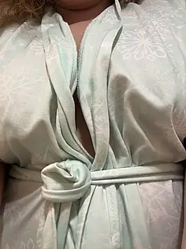 Snapshot of naughtynursejo chatting on 02-08-26, 04:10 naughtynursejo online show from 02-08-26, 04:10