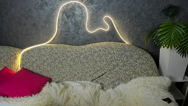 Dream Olivia online show from 03-02-26, 05:08