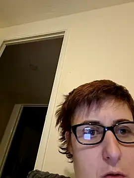 Snapshot of Tiara_XOX chatting on 02-10-26, 05:44 Tiara XOX online show from 02-10-26, 05:44