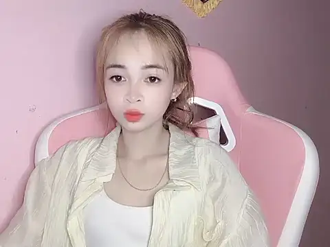 Emily031 online show from 02-28-26, 05:03