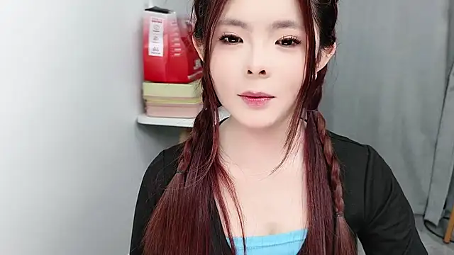 Snapshot of cherry-_-cherry chatting on 02-13-26, 01:45 cherry- -cherry online show from 02-13-26, 01:45