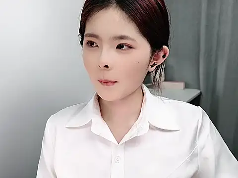 Snapshot of cherry-_-cherry chatting on 02-28-26, 02:12 cherry- -cherry online show from 02-28-26, 02:12